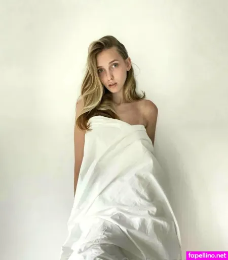 Linesa OnlyFans Thumbnail #e97Vdv1bfl