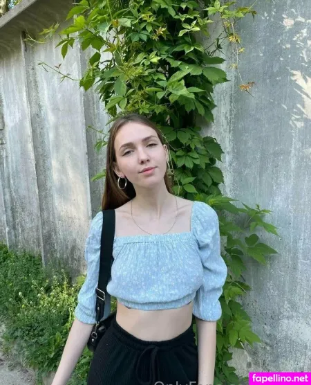 Linesa OnlyFans Thumbnail #ibDXzE43pE