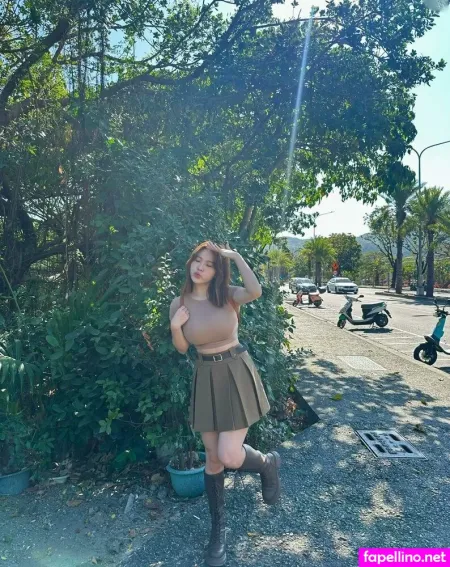 Ling 00 Ee OnlyFans Thumbnail #KyiQCWJqL7