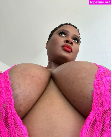 Lingerieloungefree OnlyFans Thumbnail #GzEYMzdPyK
