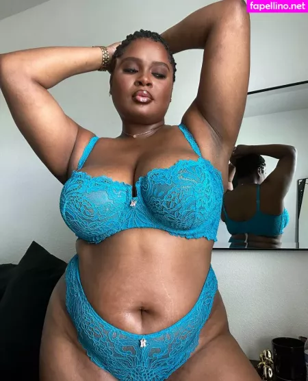 Lingerieloungefree OnlyFans Thumbnail #ZKK1U9ahv8