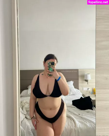 Lingeriequeenfree OnlyFans Thumbnail #sWMmAFt9Wc