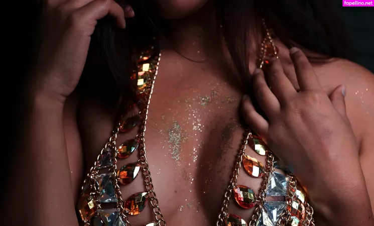 Linglingreisauge OnlyFans Thumbnail #rDpMNnBiE6