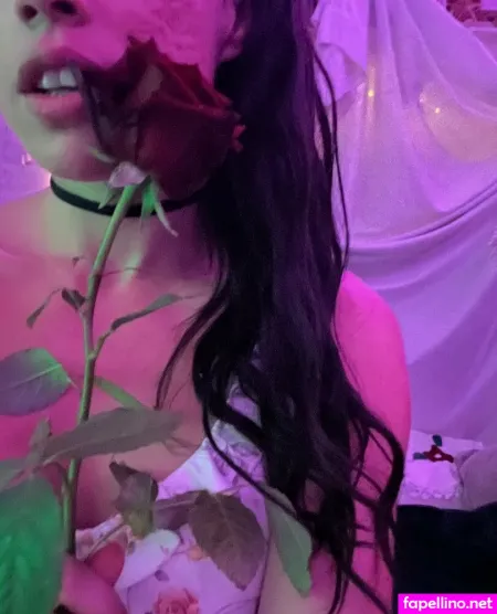 Linguist Of Love OnlyFans Thumbnail #GpRenSNfDp
