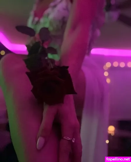 Linguist Of Love OnlyFans Thumbnail #XlR0G53tPz