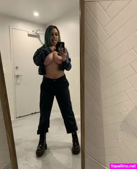 Linley OnlyFans Thumbnail #cjLoCCCzzi