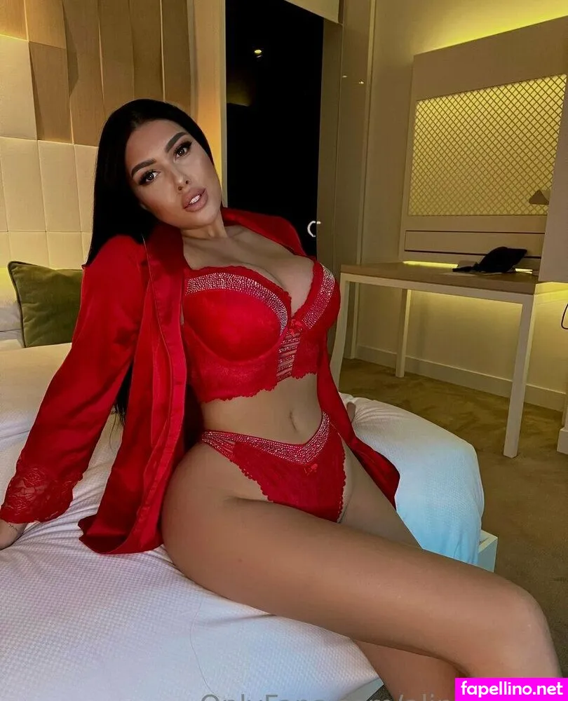 Busty Ukrainian, linkedin, linlindin Nude Leaked OnlyFans Photo #5s12hgKNyw