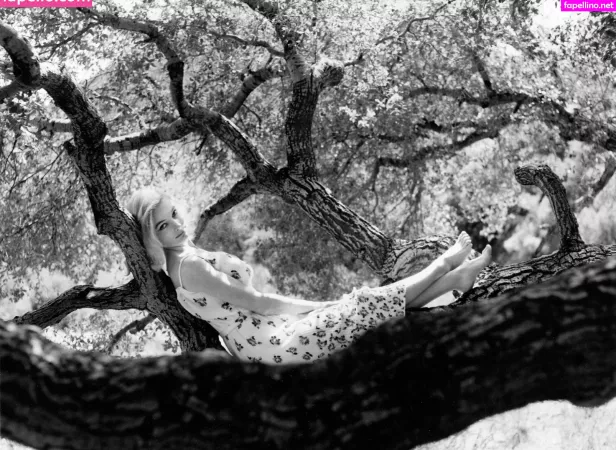 Linne Nanette Ahlstrand OnlyFans Thumbnail #uAXKF9HmBb