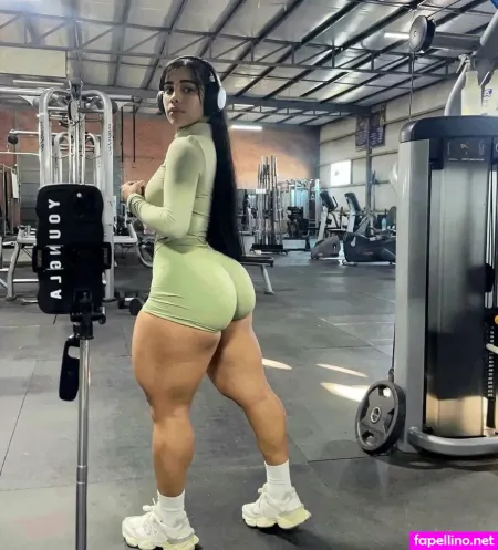 Linnnna OnlyFans Thumbnail #SQTFxWjcCp