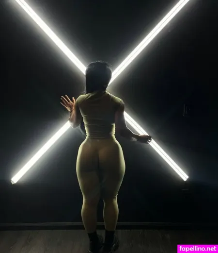 Linnnna OnlyFans Thumbnail #hFwmQOzzpN