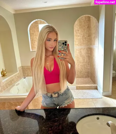Linsey99 OnlyFans Thumbnail #NtS1BrOk3e