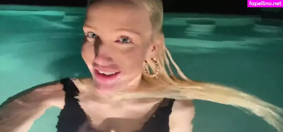 Linsey99 OnlyFans Thumbnail #zzFhsox7S5
