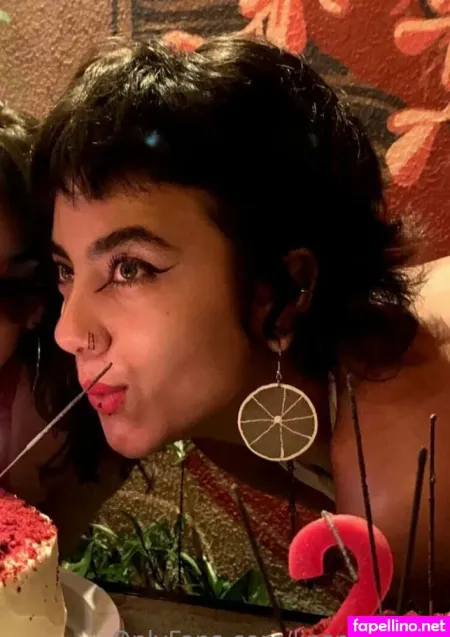 Linsmarquez OnlyFans Thumbnail #CbpDa9npkl