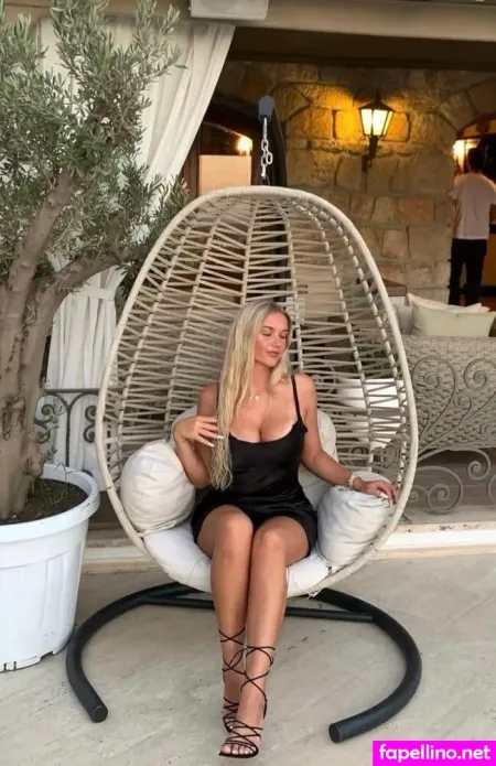 Lioba Marie Schell OnlyFans Thumbnail #tcZDLjxNVd