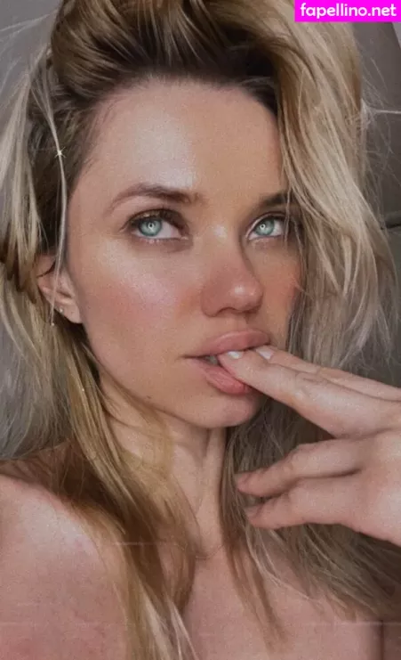 Lionawild OnlyFans Thumbnail #uIrYX93iIc