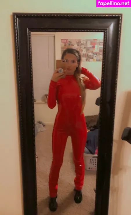 Lionesskitten OnlyFans Thumbnail #JVGIKPHGkx