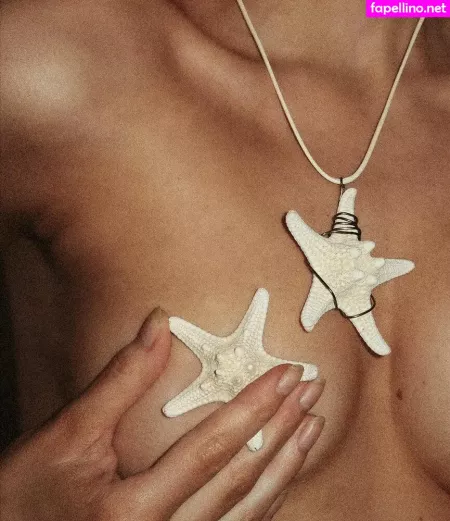 Liora Lapointe OnlyFans Thumbnail #HzFhU1Ok7u