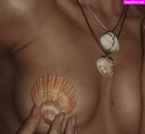 Liora Lapointe OnlyFans Thumbnail #lH9oqcBrIG