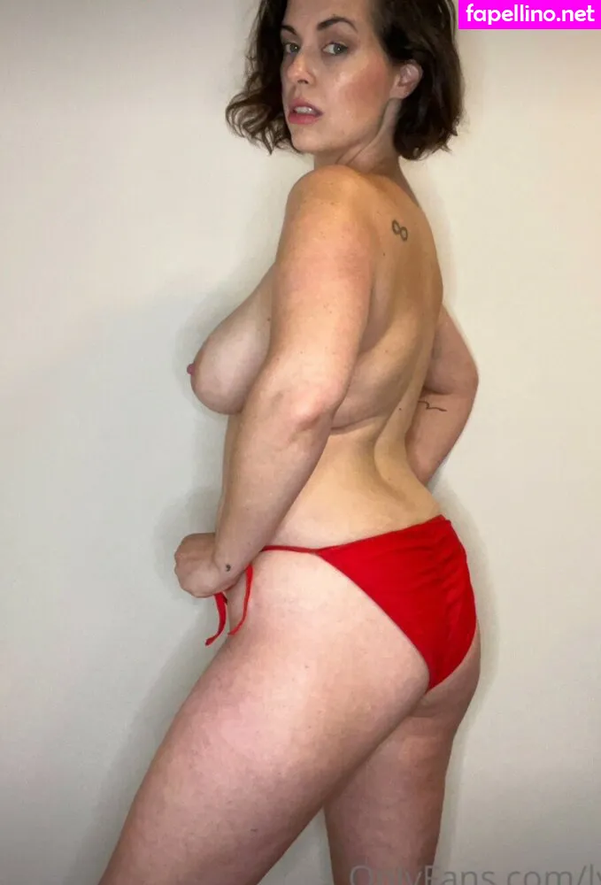 inthegroove, lipstickandlinernotes, lynn_row_ Nude Leaked OnlyFans Photo #0Ubx1yZ6ND