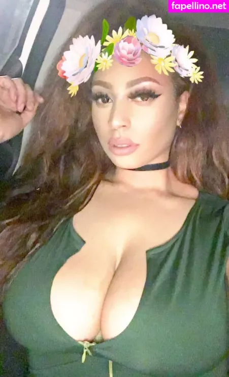 Lipstickthvg OnlyFans Thumbnail #9xp9rroJl3