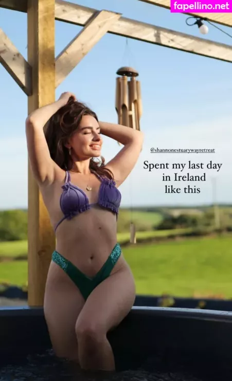 Lira Karina OnlyFans Thumbnail #RrK5XADdWK