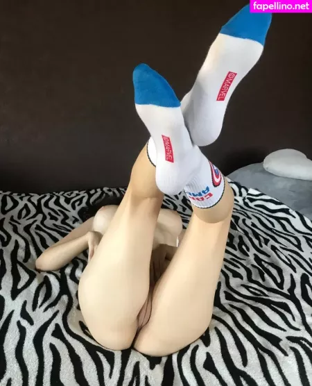 Liraleymeme OnlyFans Thumbnail #UCx8J6tPrw