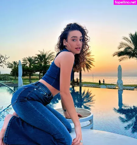 Liraz Nomdar OnlyFans Thumbnail #LTqYJKkde0