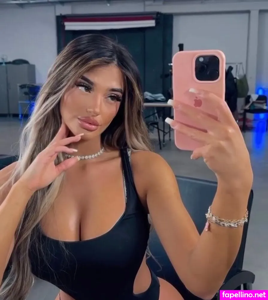 liri__dona Nude Leaked OnlyFans Photo #8lQtdiHU3d