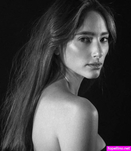 Liri Hochberg OnlyFans Thumbnail #jTXhxCzYQ7