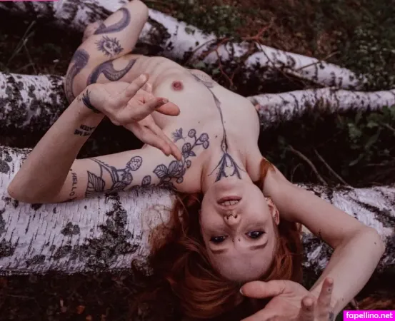 Lis Na Polu Bzu OnlyFans Thumbnail #0wx20xMWzc