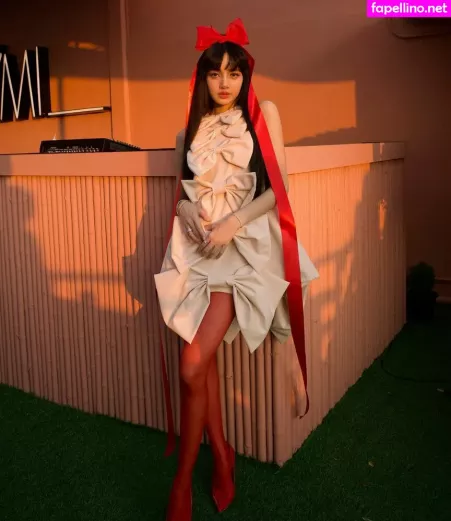 Lisa 1 OnlyFans Thumbnail #6EavAtHWdP