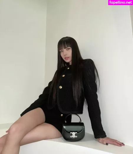 Lisa 1 OnlyFans Thumbnail #gVpeBaOWFt