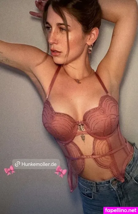Lisa Bamberger OnlyFans Thumbnail #sXFxOoLsrz