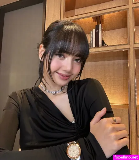 Lisa Blackpink OnlyFans Thumbnail #vDuWS5SPLg