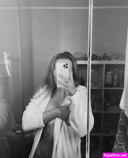 Lisa Brox OnlyFans Thumbnail #ZaUNYXLS1G