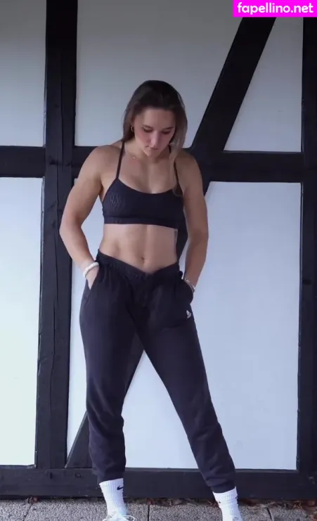 Lisa Buckwitz OnlyFans Thumbnail #G0LoekvWwO