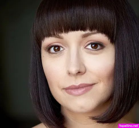 Lisa Dee OnlyFans Thumbnail #i5d043Ej24