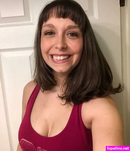 Lisa Dee OnlyFans Thumbnail #p9Yuag7lg2