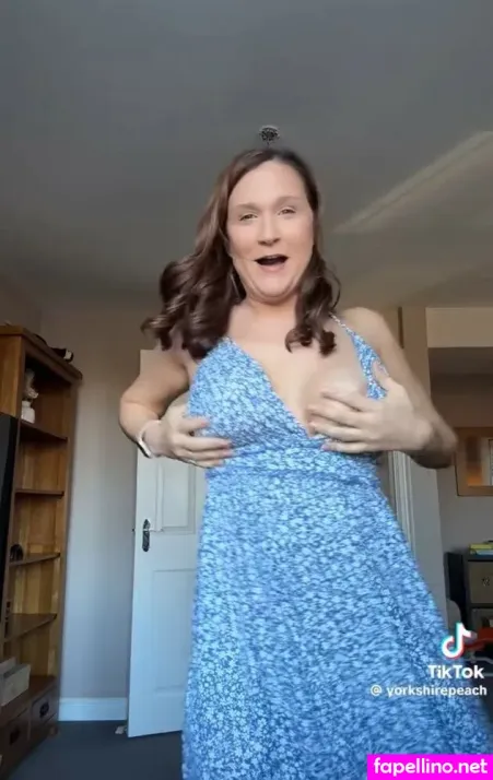 Lisa Dollan OnlyFans Thumbnail #AyAUHtg4wx