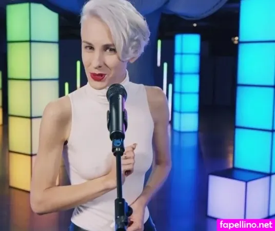 Lisa Eckhart OnlyFans Thumbnail #NRpWD0XU0a