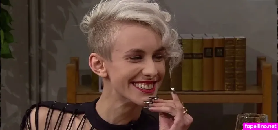 Lisa Eckhart OnlyFans Thumbnail #YvF0J2QP5K