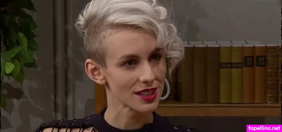 Lisa Eckhart OnlyFans Thumbnail #meHtWN198U