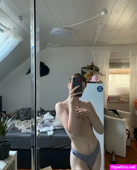 Lisa Emelie Wessel OnlyFans Thumbnail #UcLDAjyhtR