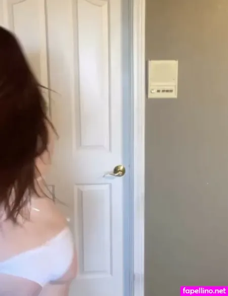 Lisa Foiles OnlyFans Thumbnail #7XbzQsUmnj