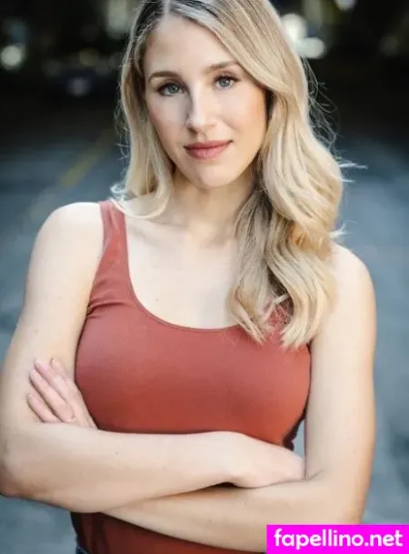 Lisa Gilroy OnlyFans Thumbnail #3laWPjKVtm