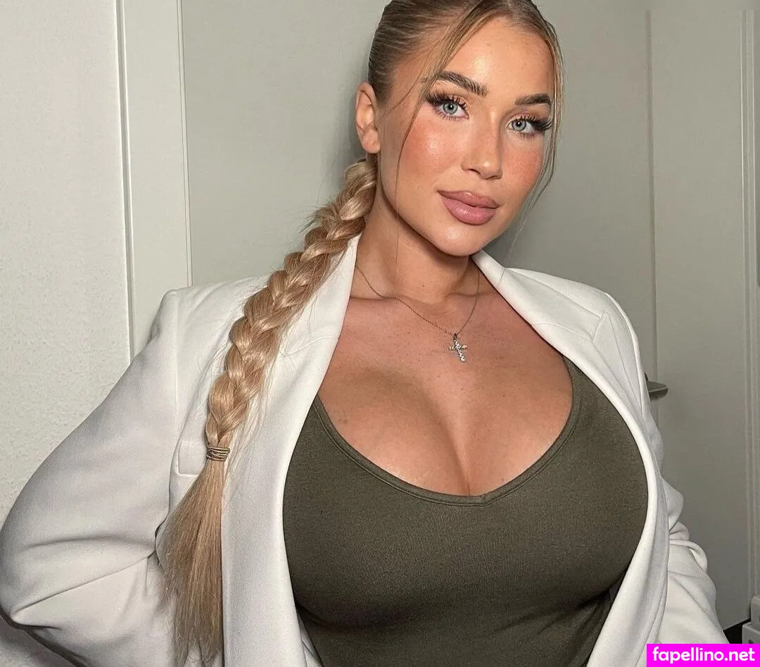 lisajolie__ Nude Leaked OnlyFans Photo #9zJfaOeuQD