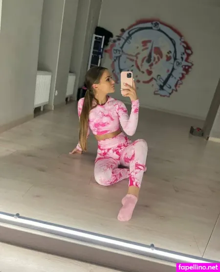 Lisa Key OnlyFans Thumbnail #6hRitO2QrX