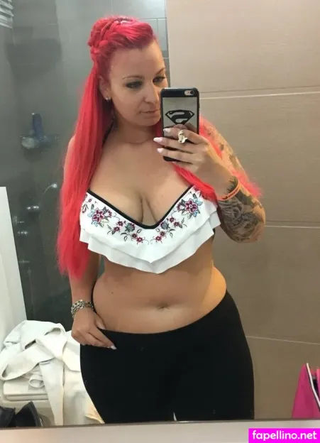 Lisa Kirsche OnlyFans Thumbnail #2VTV83Uk62