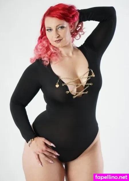 Lisa Kirsche OnlyFans Thumbnail #USCwcEmWV1