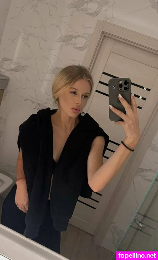 lisa_knows, lisa_knows_s Nude Leaked OnlyFans Photo #7GVA1bGLHd